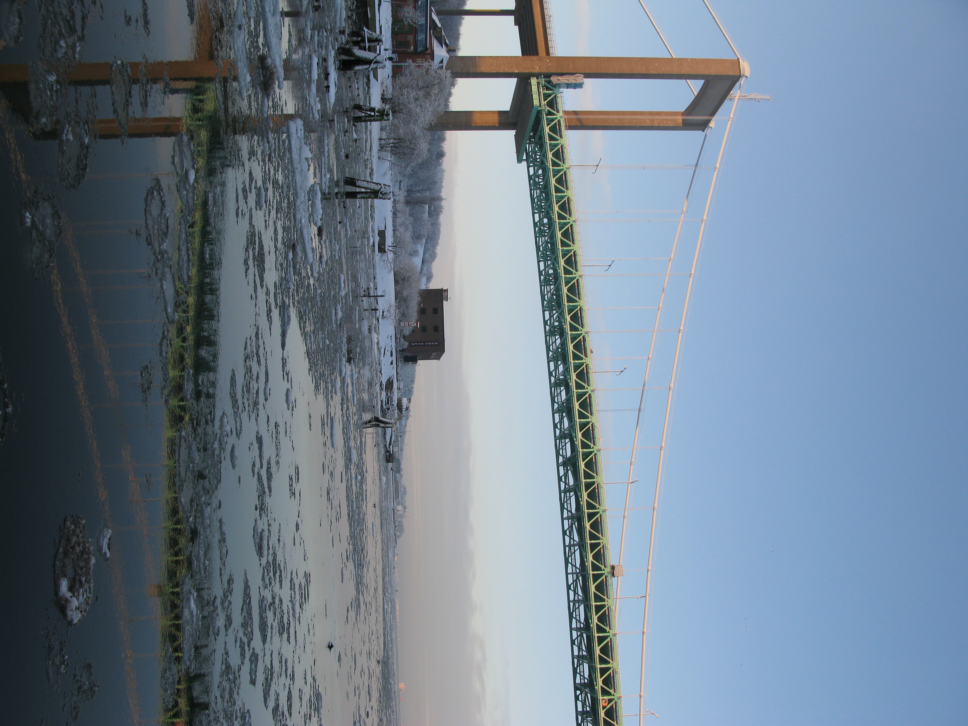quality-hotel-waterfront-winter-utsikt-älvsborgsbron