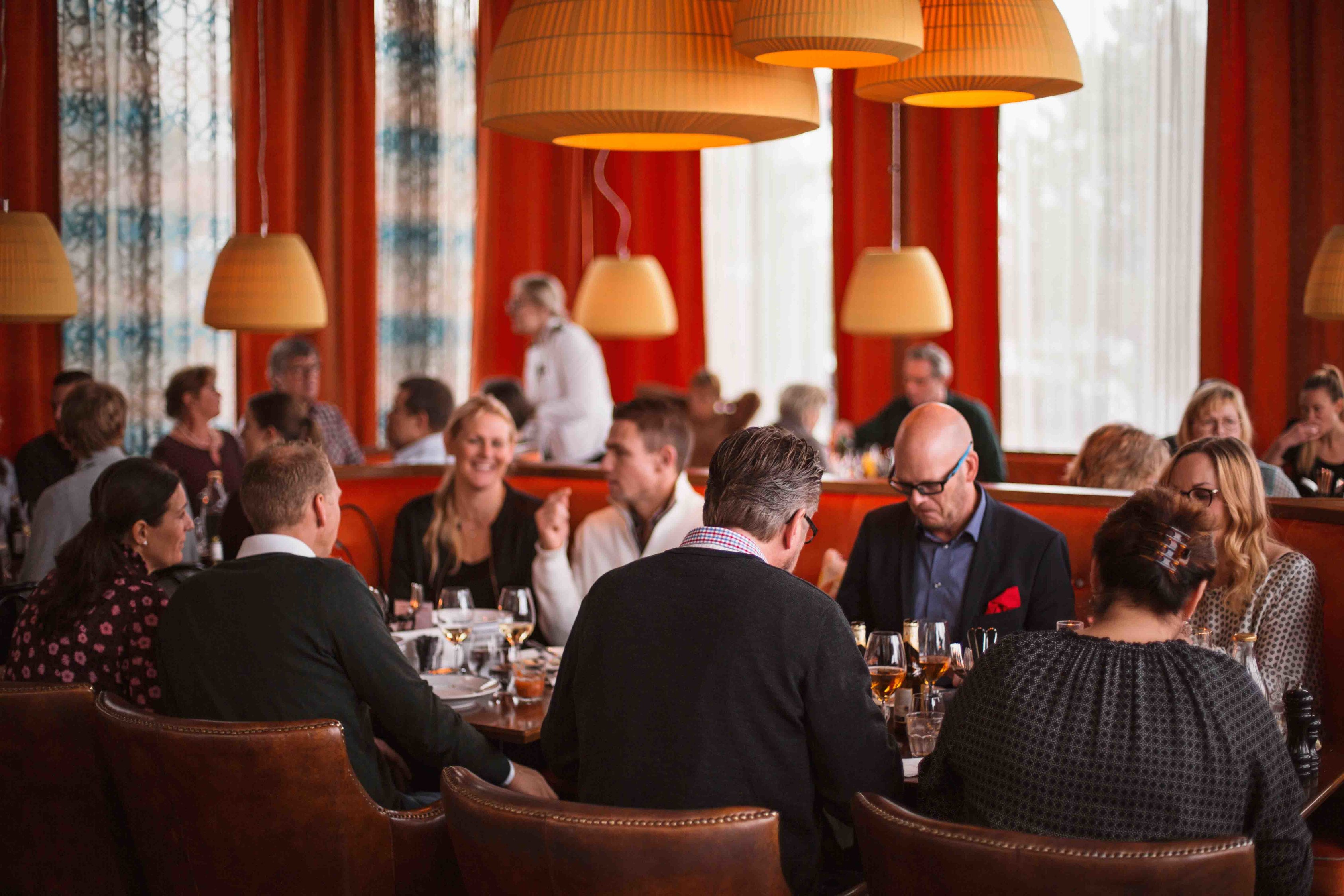 Kajplats 9 Klassikt brasserie i Västerås