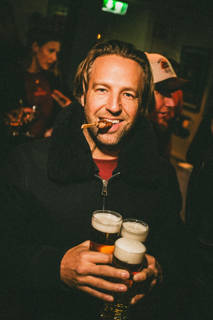 52B9B00E-4D1F-425D-ACC3-AB7AADCA85EE_1_105_c