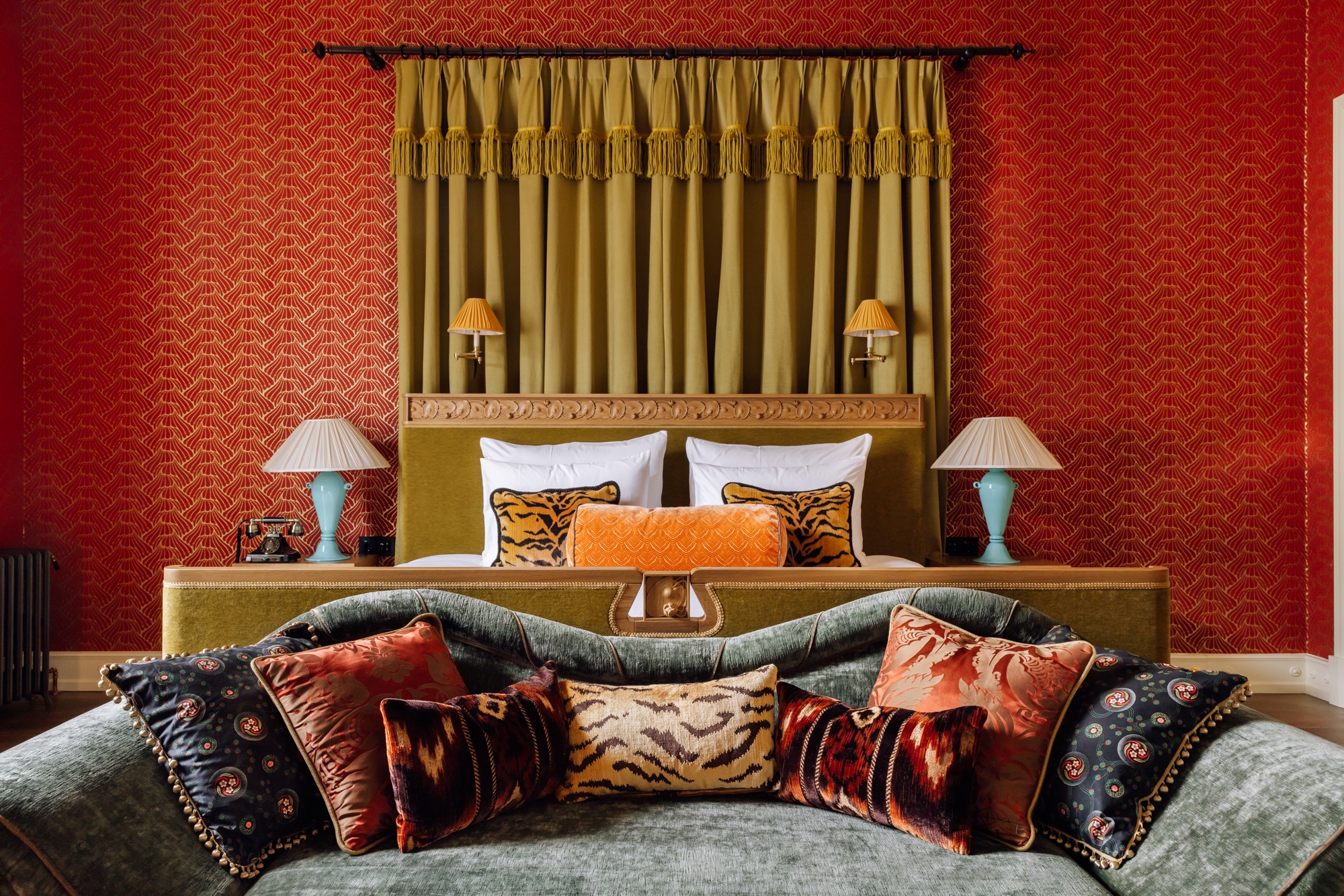 3f6941c9f591bd303577352bda9af1b2_sommerro