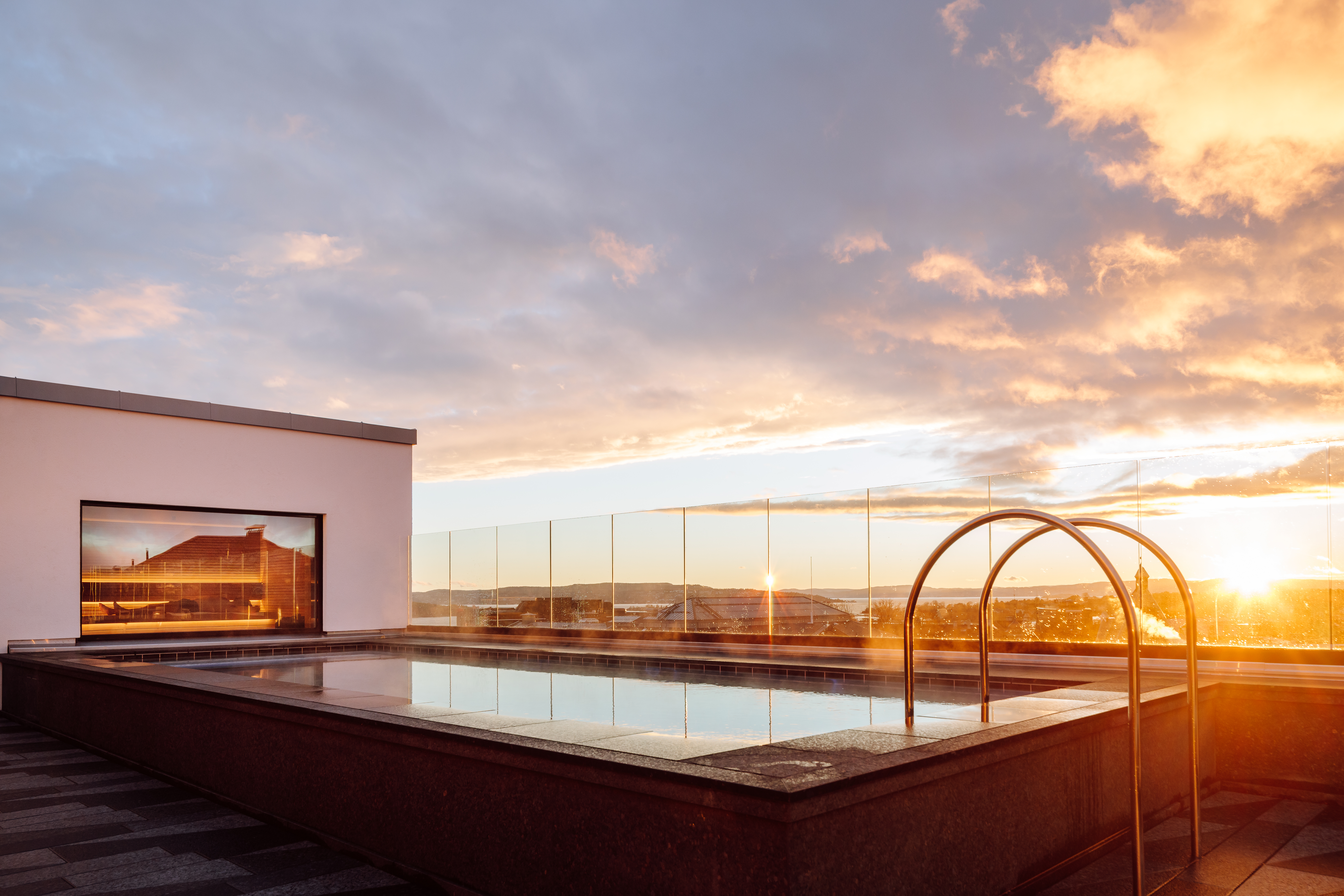 Francisco Nogueira - Rooftop pool & sauna6