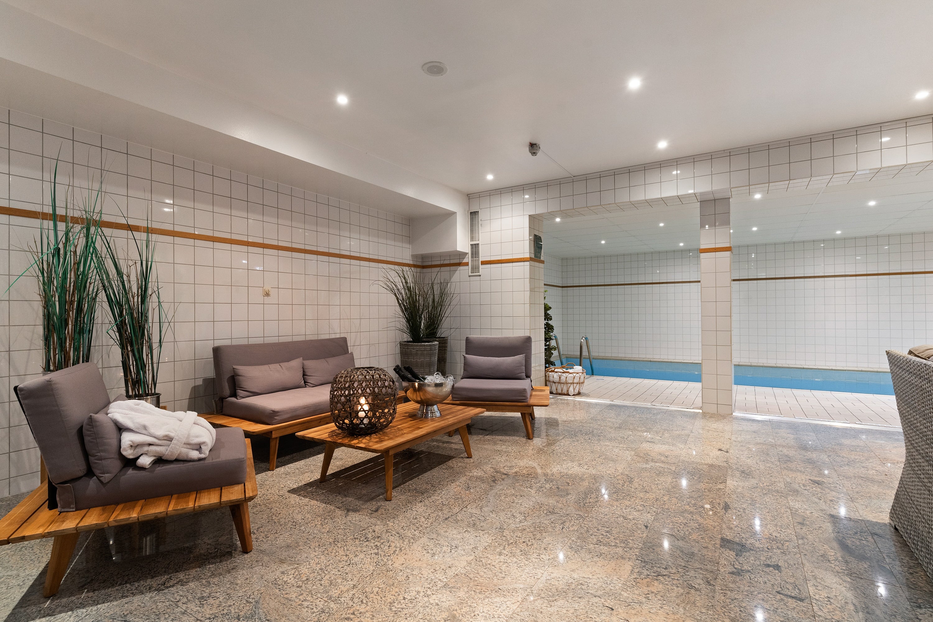 relax-pool-quality-hotel-vänersborg