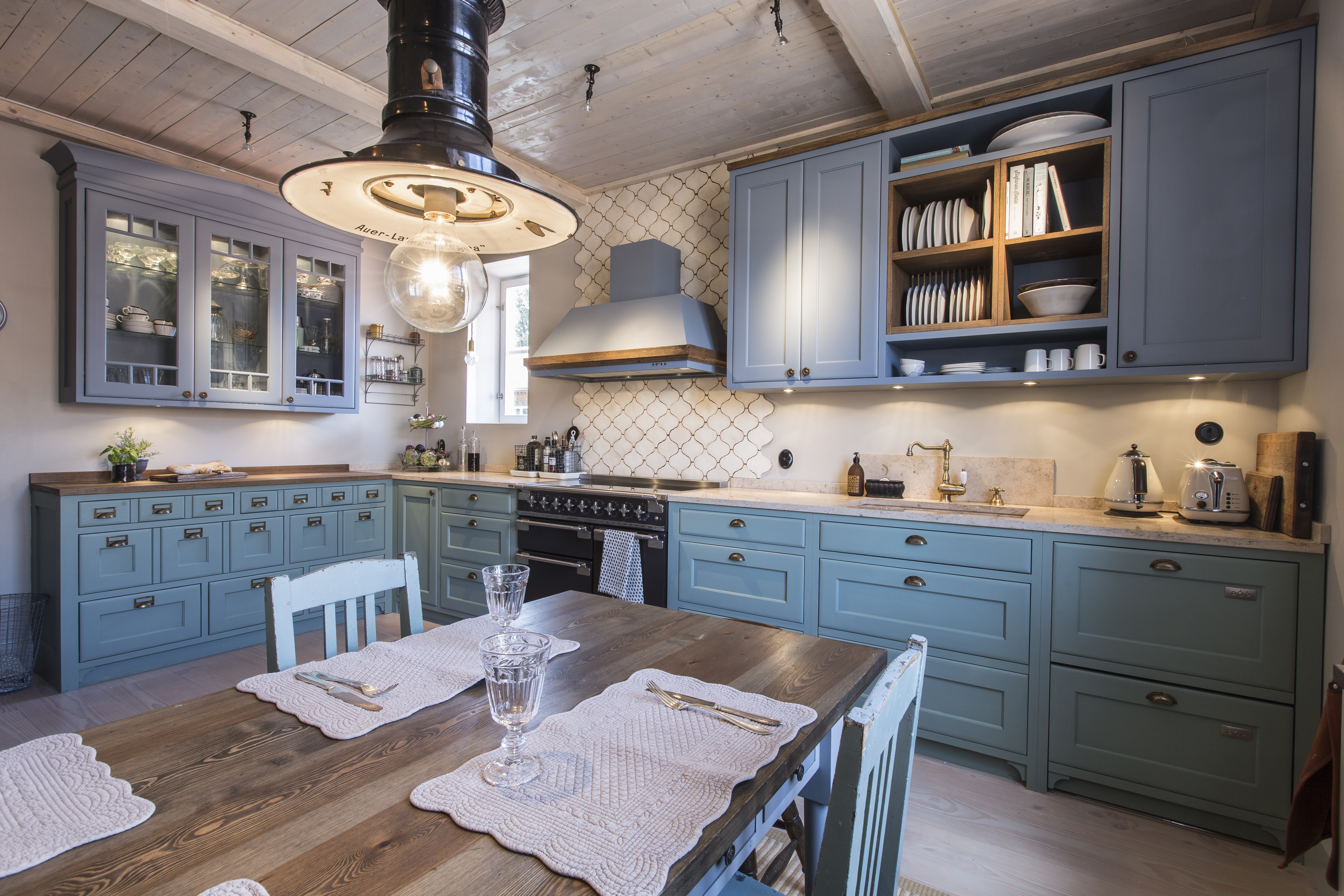 Taras-vintage-kitchen-5769