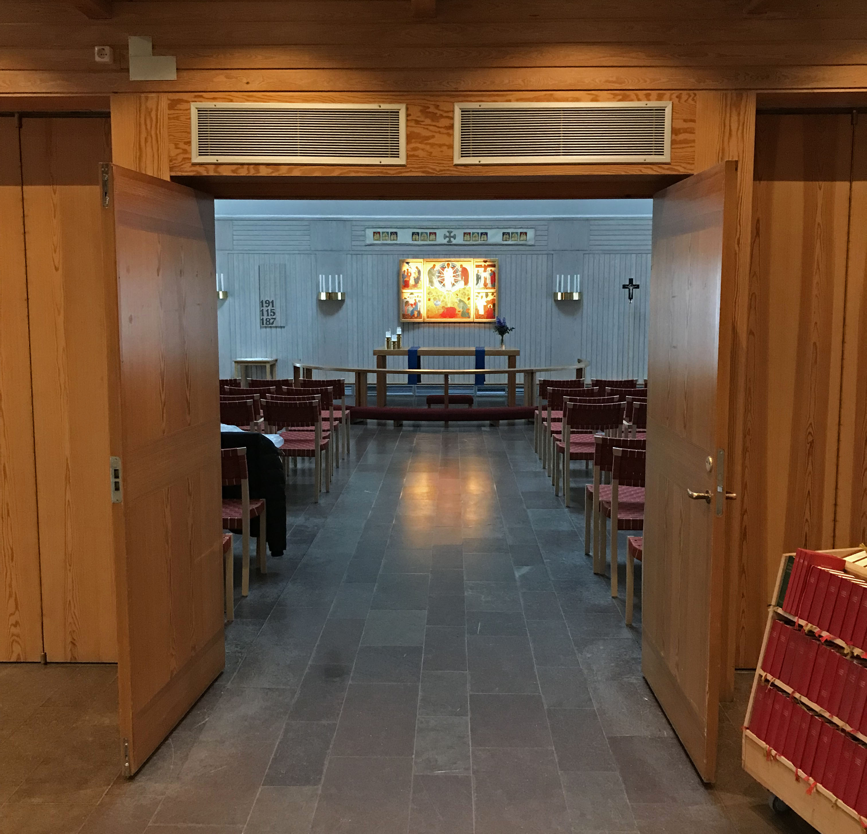 Taras Ljusdesign Kyrka Entré