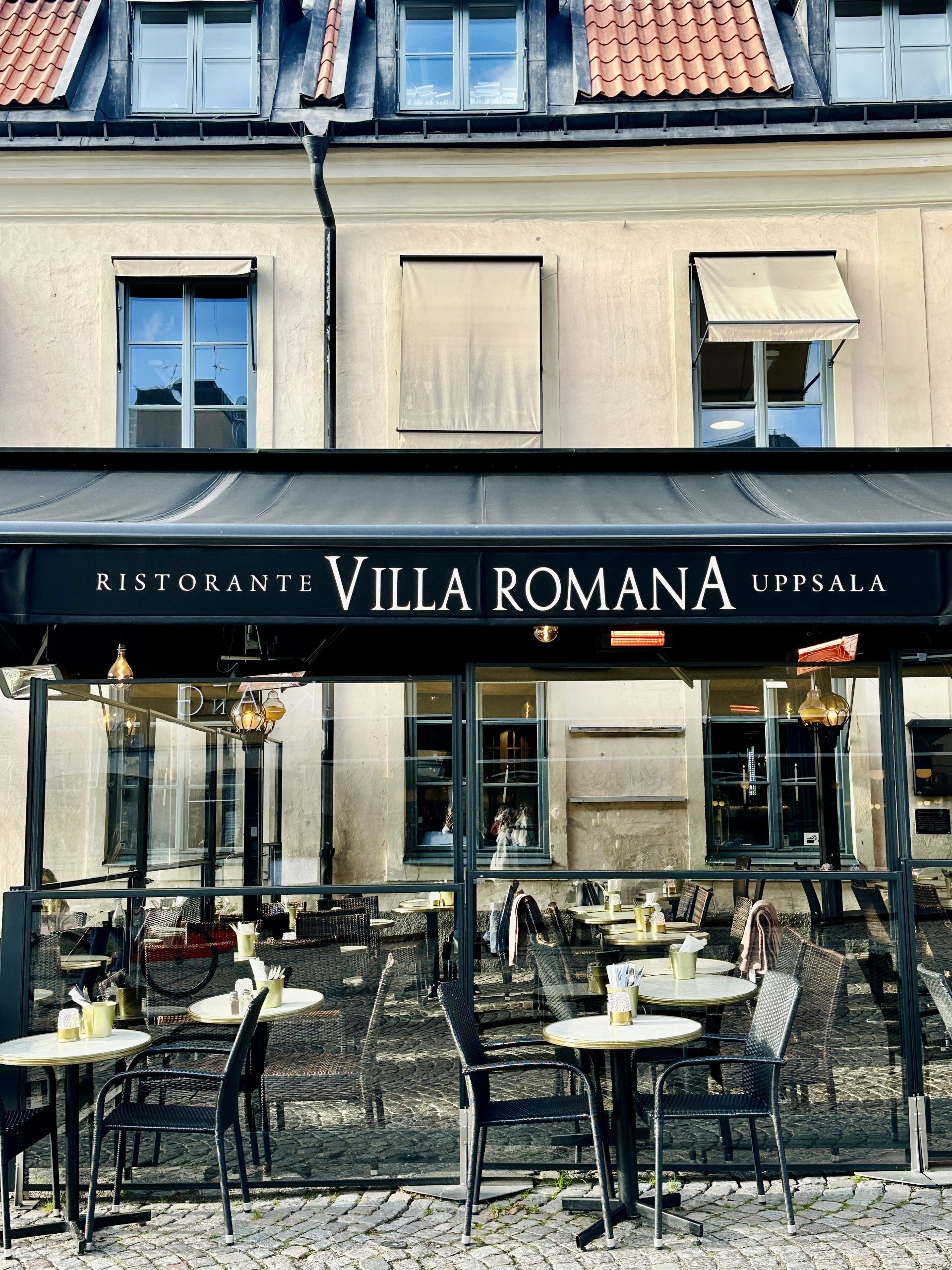 Uteserveringen på Villa Romana Uppsala