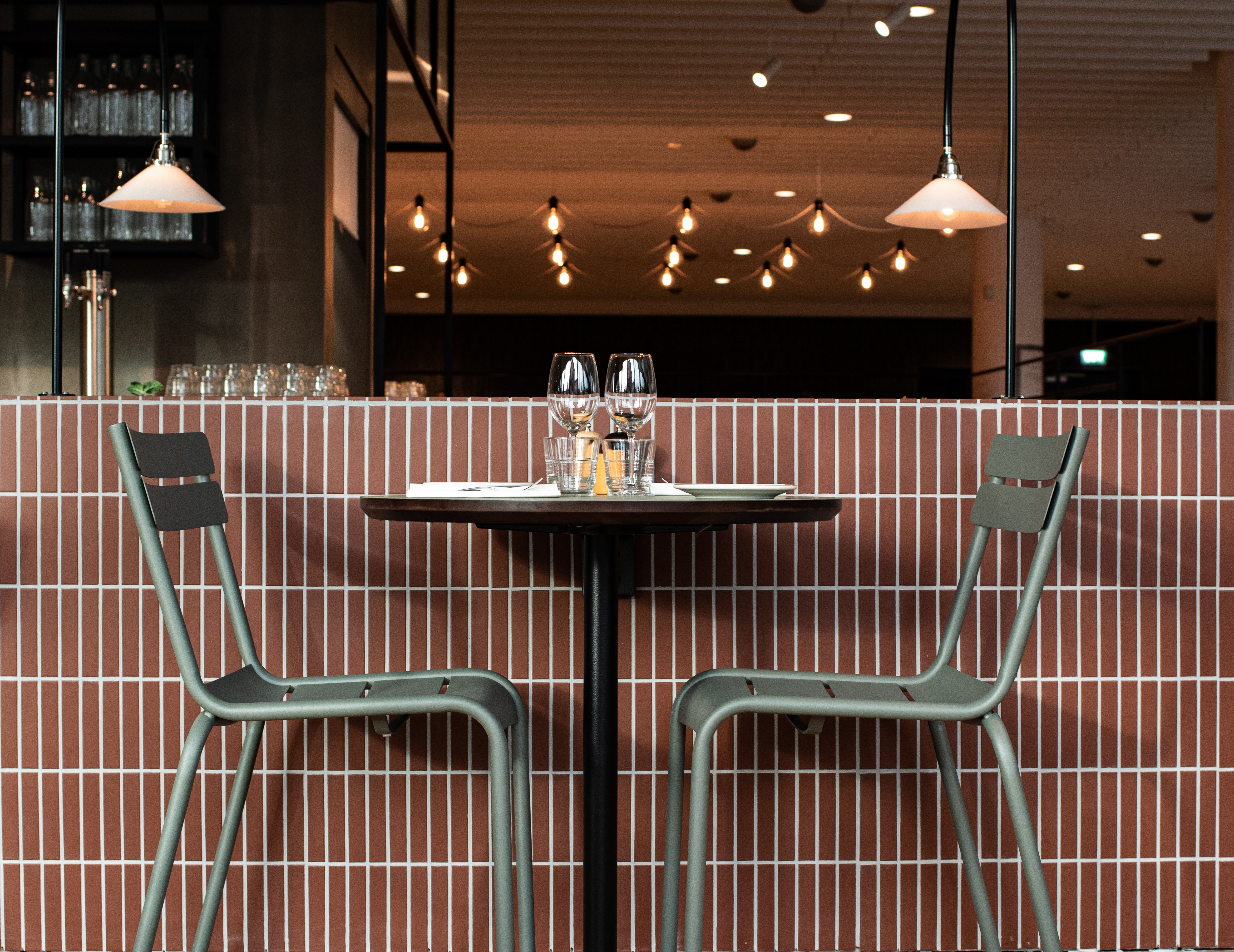 Solna-United-Brasserie-Sabis-Restaurang-Matsal-N„rbild-2