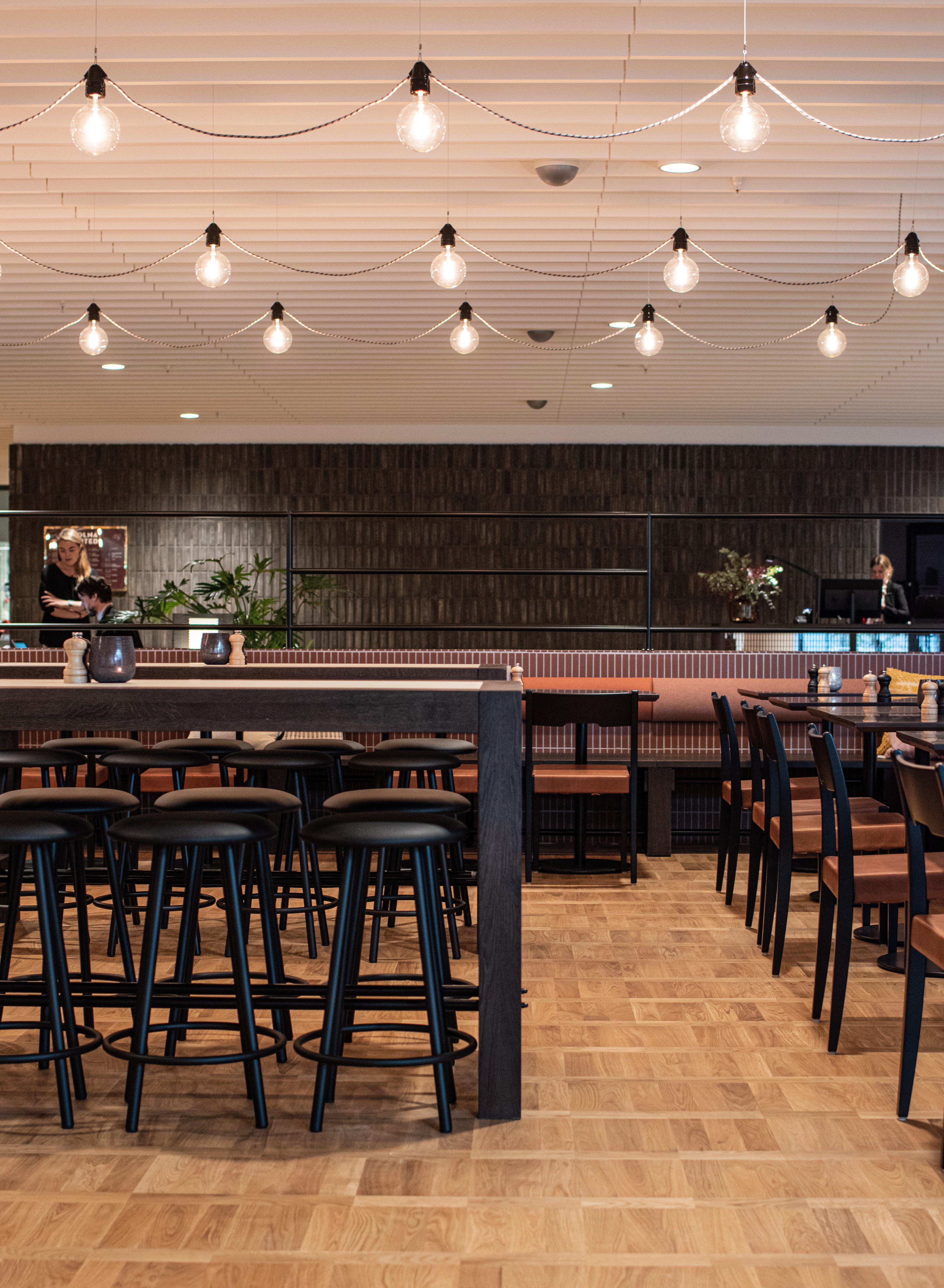 Solna-United-Brasserie-Sabis-Restaurang-Matsal-N„rbild-1