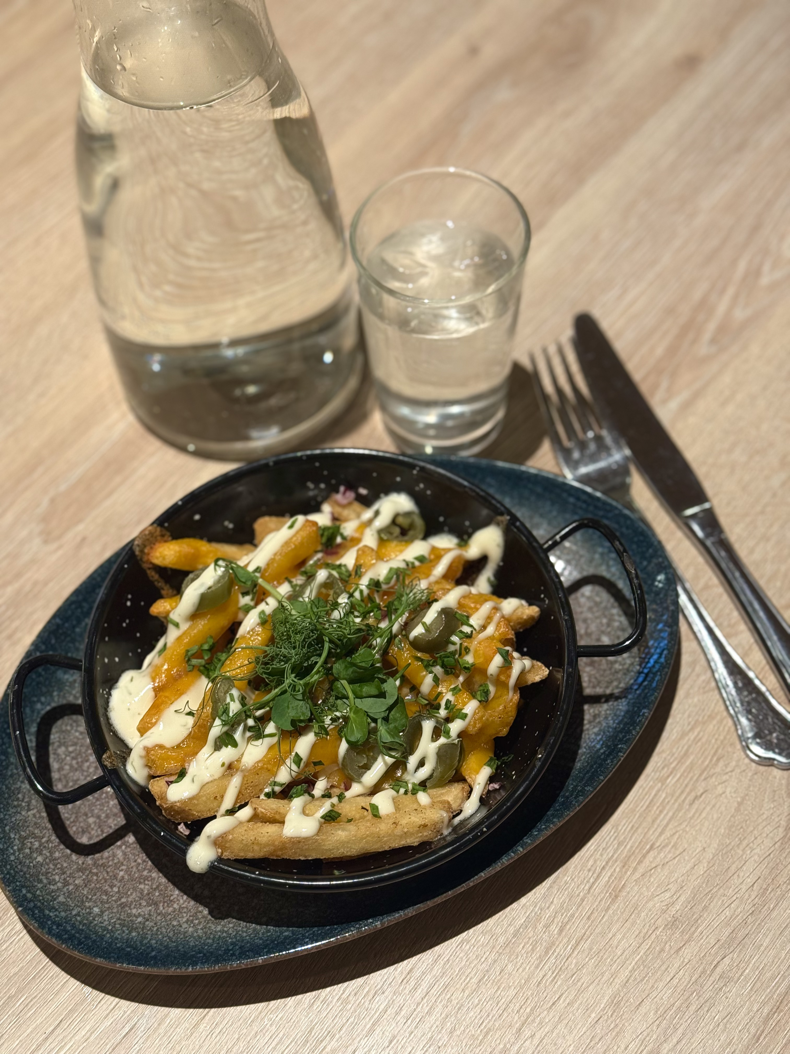 loaded-fries-food-café-sulten-superland-quality-hotel-sarpsborg