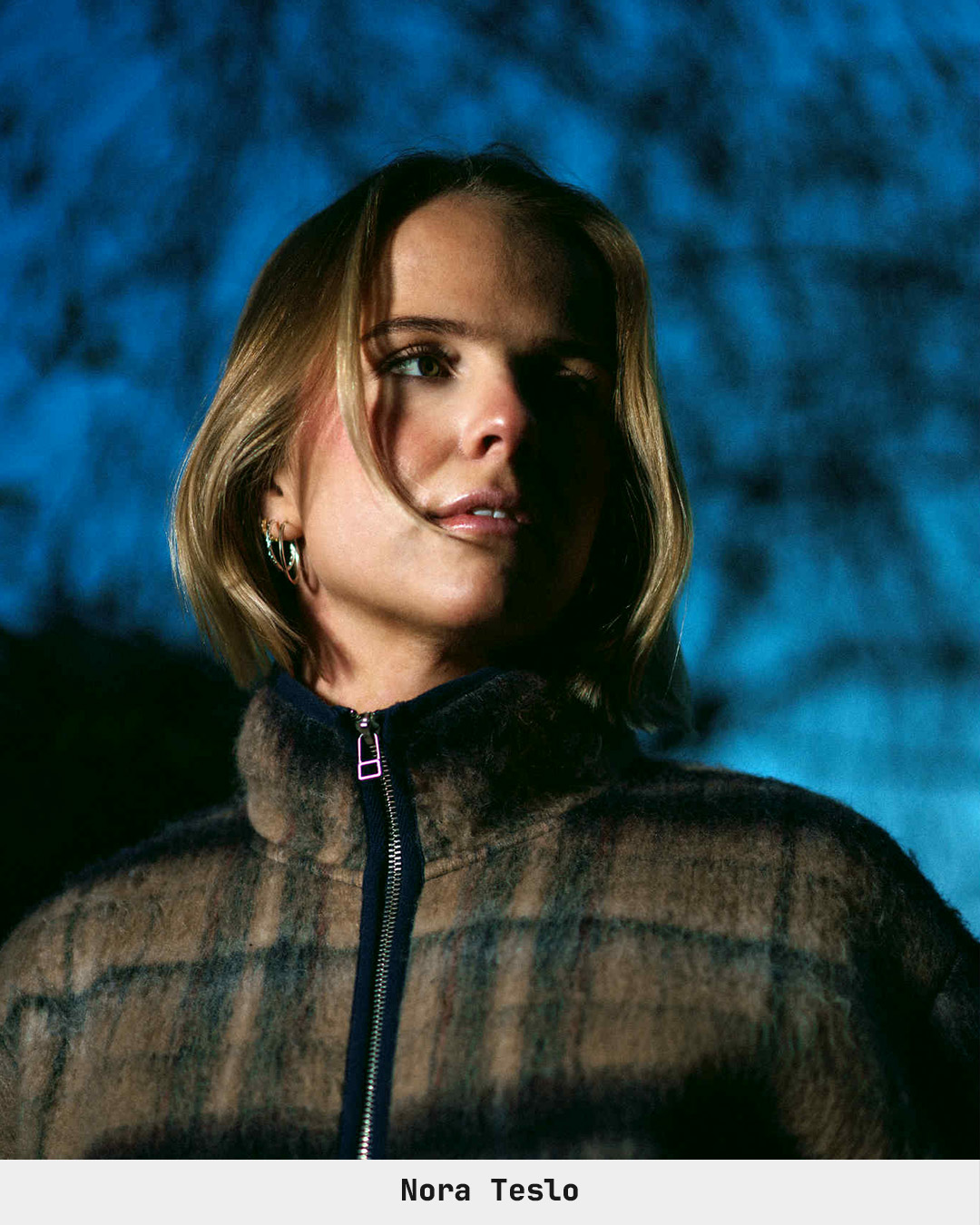 29 Nora Teslo