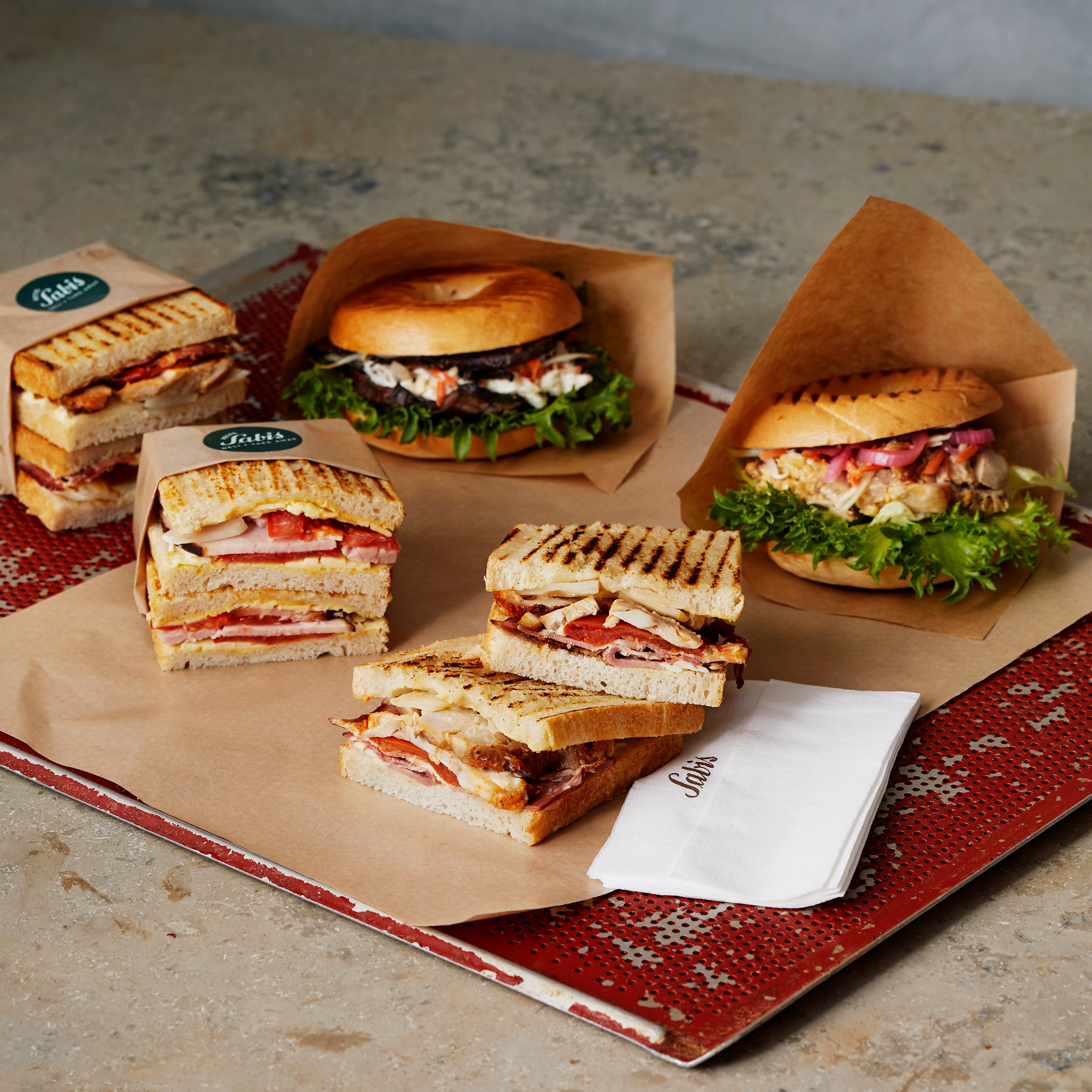 Petite Sabis-Mat-GrilladeMackor-Bagels-Detajl-1