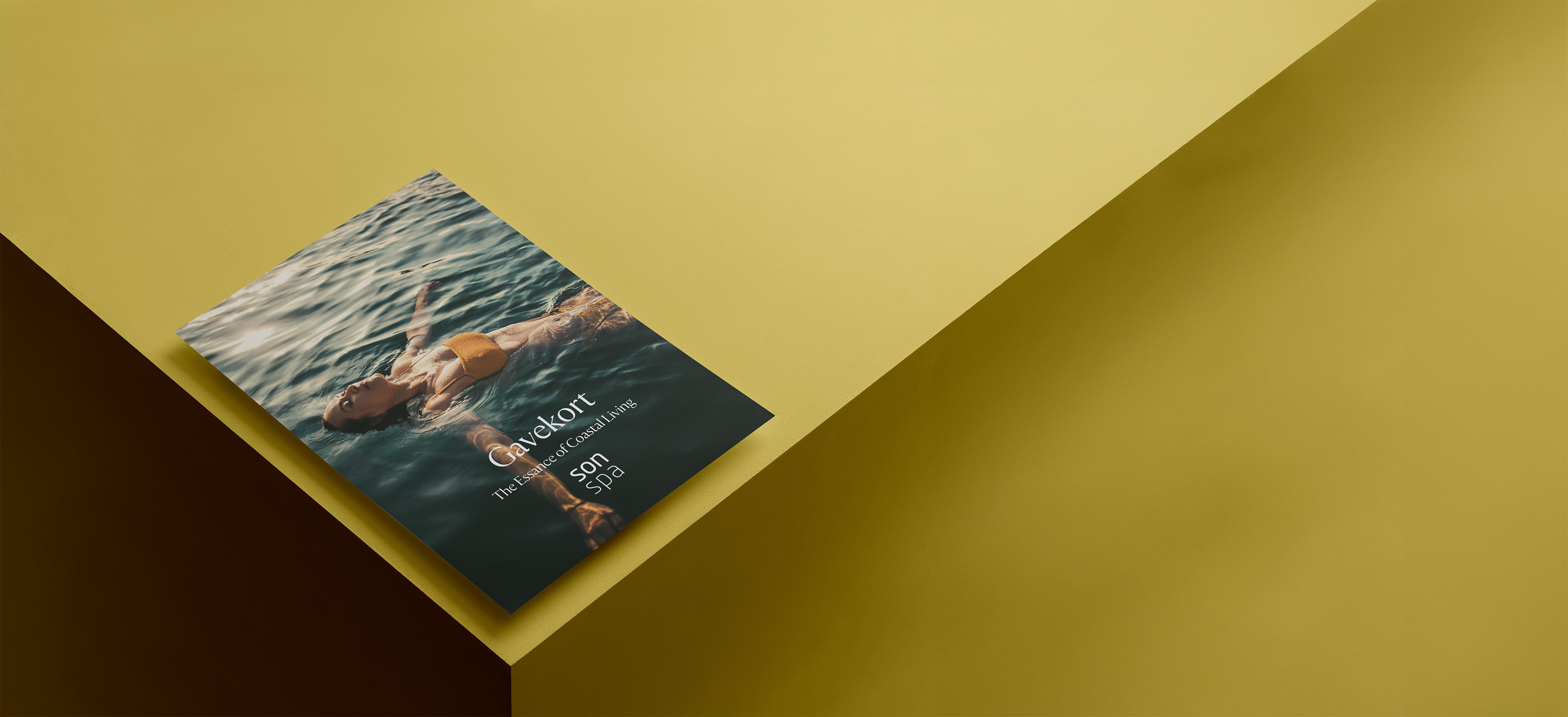 Free A4 Letterhead Mockup-desktop3