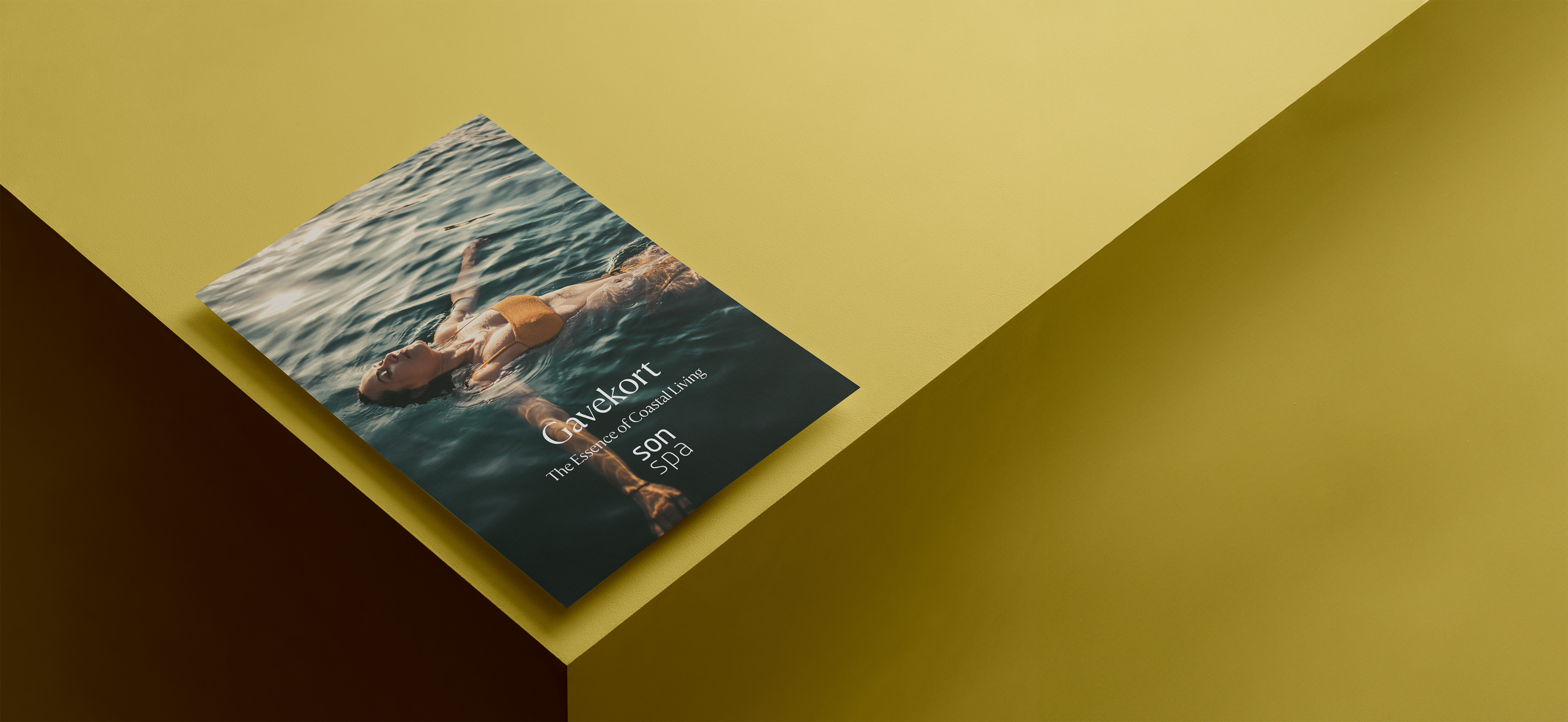 Free A4 Letterhead Mockup-desktop 4
