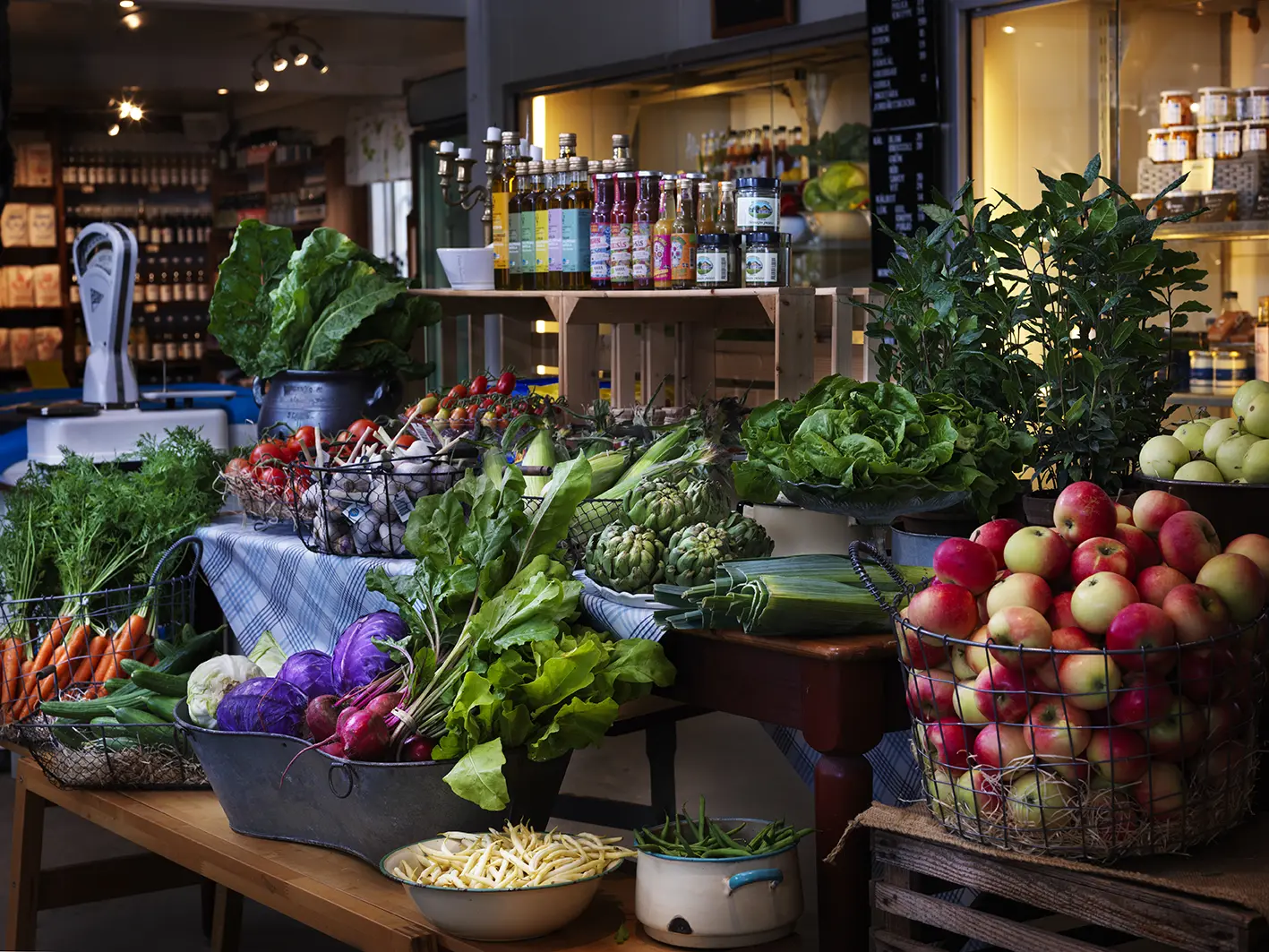 Butik-grönsaksbord.jpg
